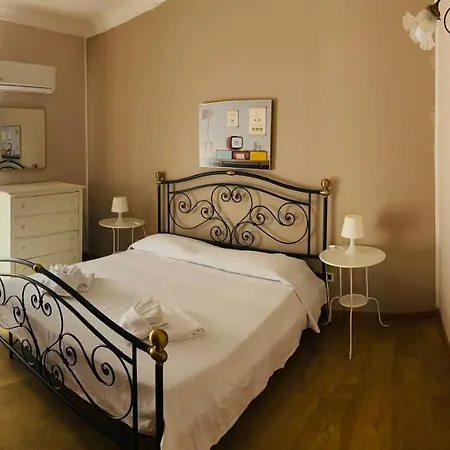 Carmen Con Piscina シラクーサ