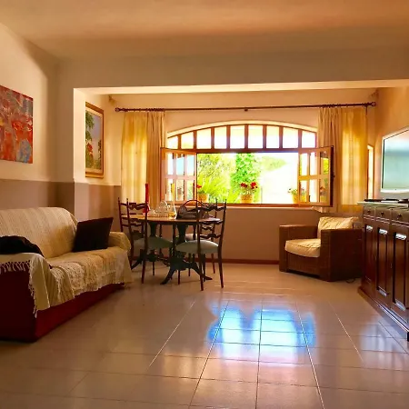 Carmen Con Piscina シラクーサ